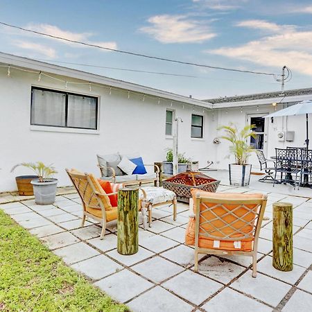 Blue Beach Cottage St. Pete Beach Exterior photo